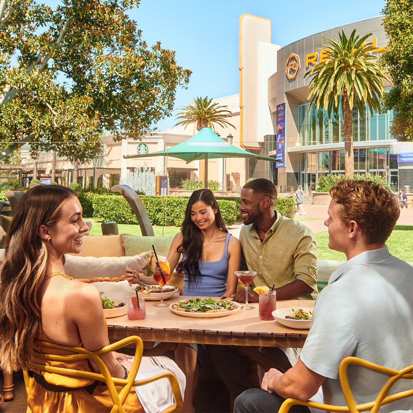Outdoor Dining in Irvine