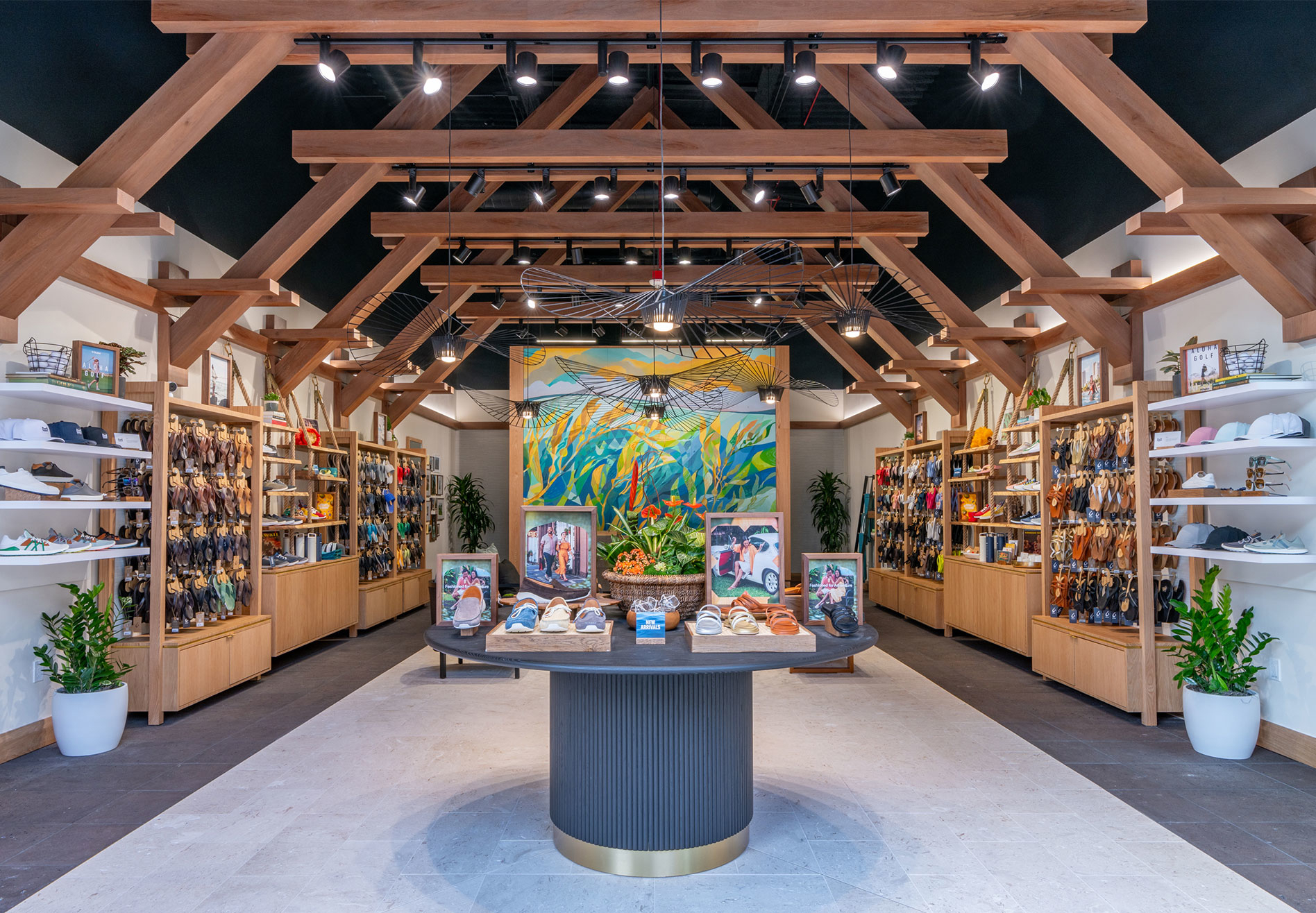 Interior of OluKai at Irvine Spectrum Center